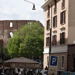 https://house-oliviero-colosseo.it-romehotels.com