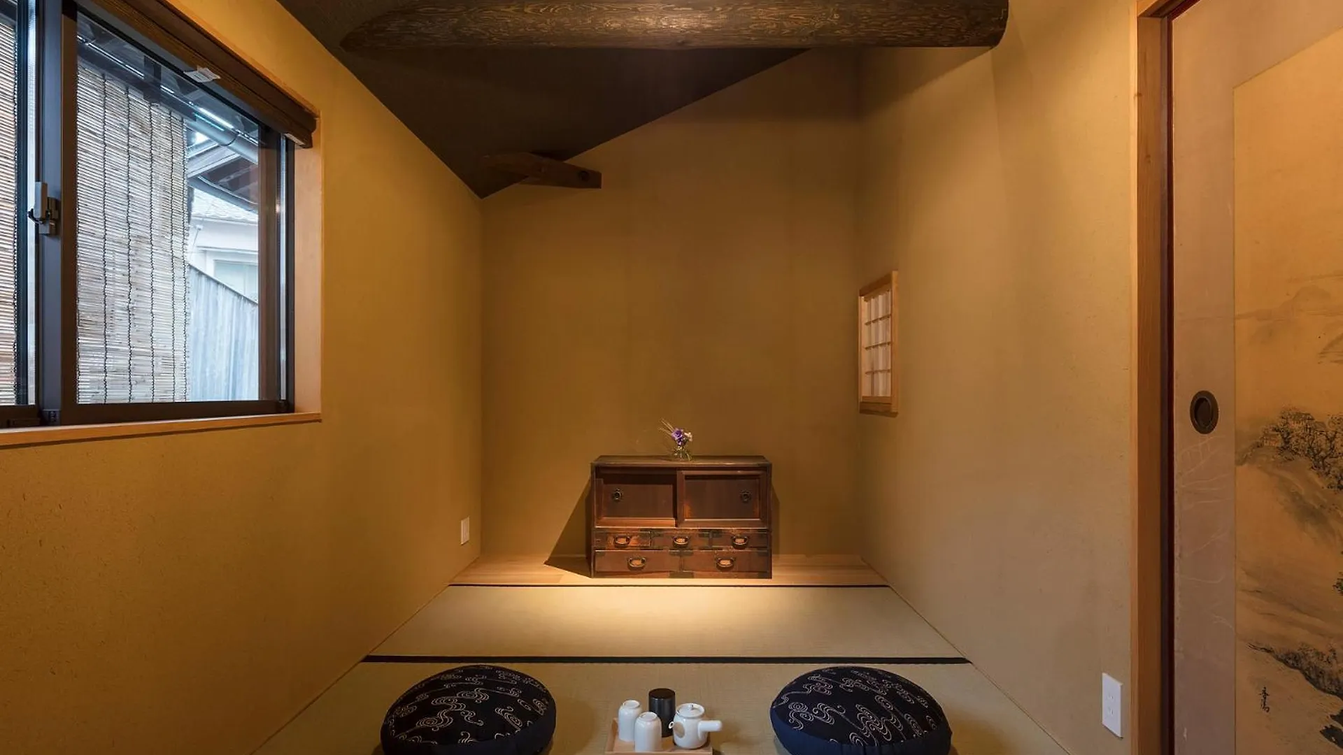 Holiday home The Machiya Villa Sanjo Shirakawa Koji Kyoto Japan